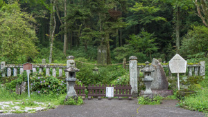 人穴浅間神社